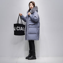 Load image into Gallery viewer, 21HW0136 Shascullfites Melody Women&#39;s Down Jacket Sale Winter Women Coats Hoodies Fur Collar Warm Long Womens Down Coat Korean