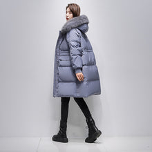 Load image into Gallery viewer, 21HW0136 Shascullfites Melody Women&#39;s Down Jacket Sale Winter Women Coats Hoodies Fur Collar Warm Long Womens Down Coat Korean