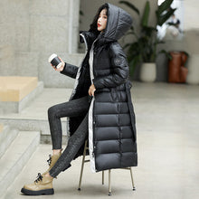 Load image into Gallery viewer, 21HW0141 Shascullfites Melody Down Jacket Women 2024 New X-long Hooded Fashion Slim Fit Waistband Very Warm Woman Winter Coats