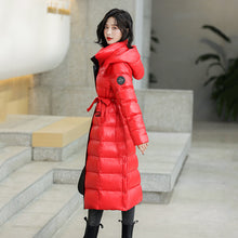 Load image into Gallery viewer, 21HW0141 Shascullfites Melody Down Jacket Women 2024 New X-long Hooded Fashion Slim Fit Waistband Very Warm Woman Winter Coats
