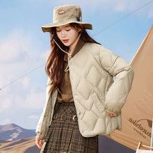 Load image into Gallery viewer, 23H1003 Shascullfites Melody Women&#39;s Jacket Collarless Down Jackets Winter Women&#39;s Coats White Duck Down Short Jacket Women Thick