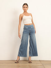 Load image into Gallery viewer, 622879 Shascullfites Women&#39;s Wide Leg Stretch Jeans Light Blue Flare Pants Denim Straight Trousers Sexy Fit Casual Jeans