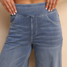 Load image into Gallery viewer, FSLS2082LWidejsMLB Shascullfites Melody High-Waisted Wide-Leg Jeans Light Blue Women&#39;s Stretchy Knit Trousers with Multiple Pockets for Work