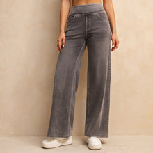 Load image into Gallery viewer, FSLS2082LWidejsMLG Shascullfites Full-Length Wide Leg Jeans Stretch Cotton Light Grey Wash Casual Pants with Multiple Pockets Baggy Fit