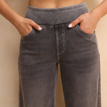 Load image into Gallery viewer, FSLS2082LWidejsMLG Shascullfites Full-Length Wide Leg Jeans Stretch Cotton Light Grey Wash Casual Pants with Multiple Pockets Baggy Fit