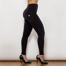 Load image into Gallery viewer, 48048HWBK Shascullfites High Waist Black Knitted Leggings