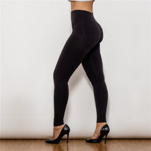 Load image into Gallery viewer, 48048HWBK Shascullfites High Waist Black Knitted Leggings