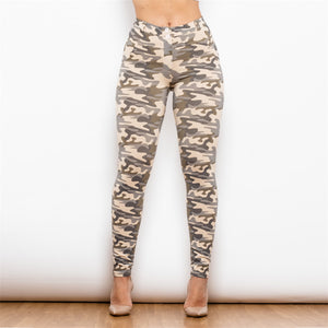 62062MWSC Shascullfites Middle Waist Sand Camo Leggings