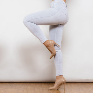 1013WJMJ Shascullfites White Jeans Middle Waist Jeggings